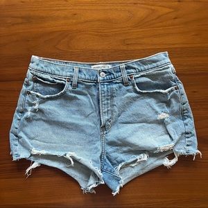 Abercrombie Curve Love The Mom Short Size 31